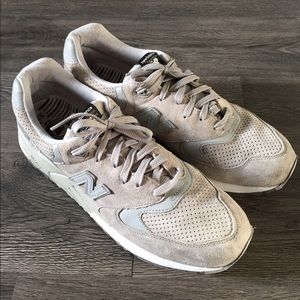 New Balance Sneakers