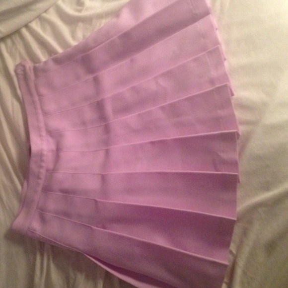 lilac aa tennis skirt - Picture 2 of 4