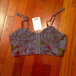Floral Crop Top w/ Hook & Eye Closure NO TRADES