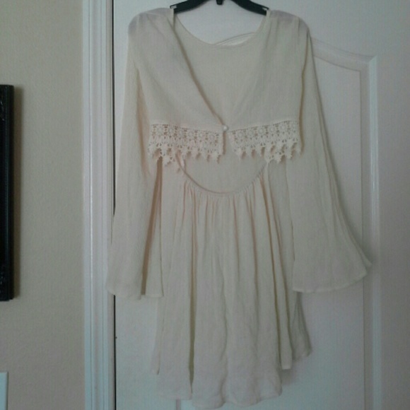 NEVER WORN Tan Crochet-Back Dress NWOT - Picture 1 of 3