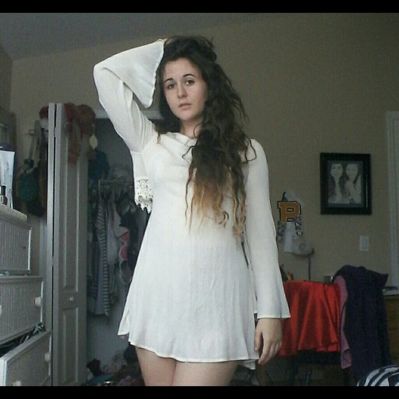 NEVER WORN Tan Crochet-Back Dress NWOT - Picture 2 of 3