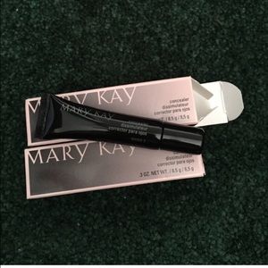 Mary Kay concealer