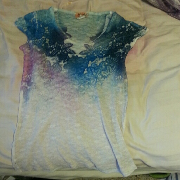 Short sleeve top