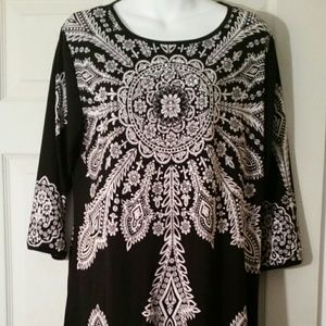 Pretty Black and White Dress