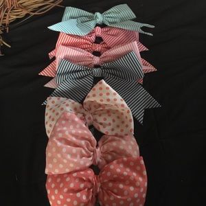 Hair bows