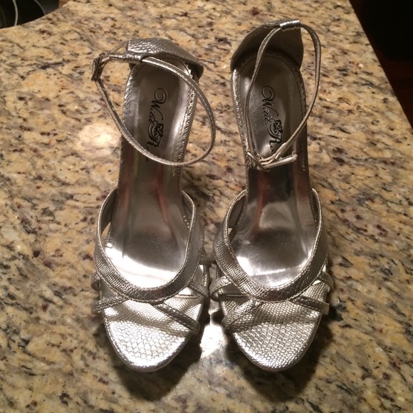Silver Strappy Dress Heels NO TRADES - Picture 2 of 3