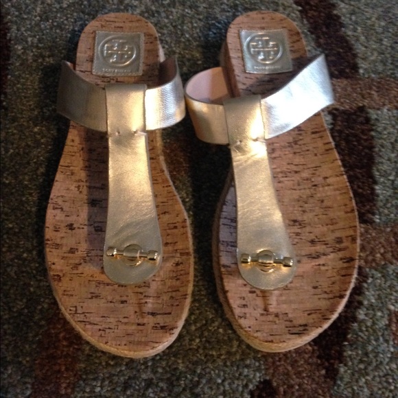 Tory burch gold sandals sz 8.5