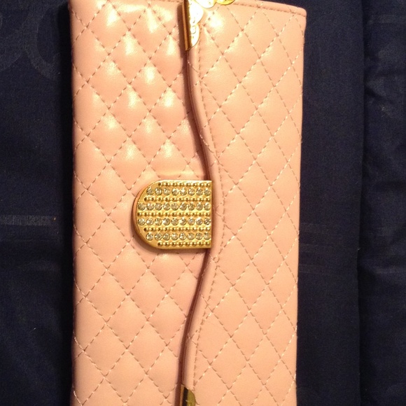 Cell phone case