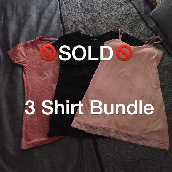 🚫SOLD🚫💞 3 SHIRT BUNDLE 💞 size medium