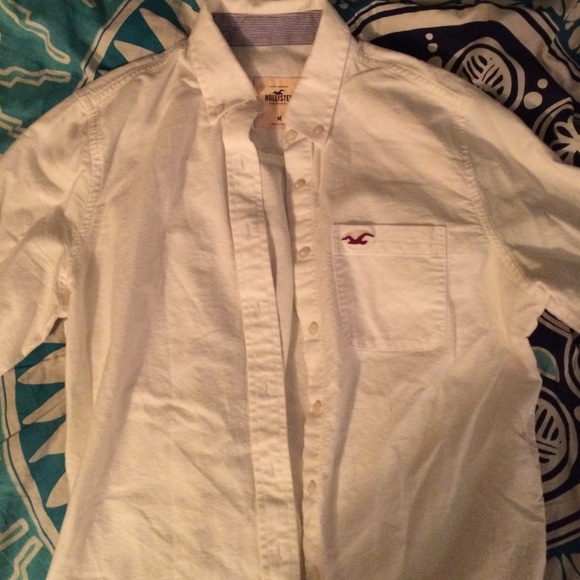 Hollister Button Up