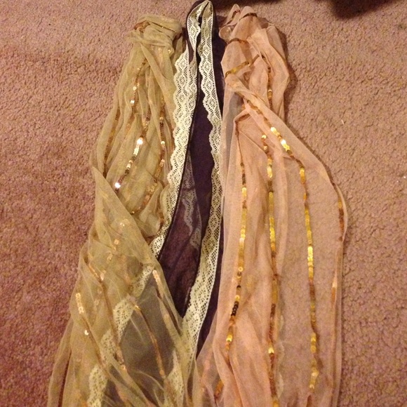 Scarves! Scarves! Scarves!