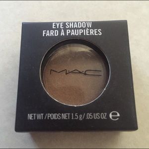 MAC GOLDMIRE EYE SHADOW