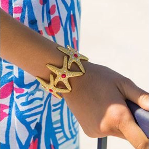 Lilly Pulitzer Accessories - Nwt lilly starfish bangle-last one!