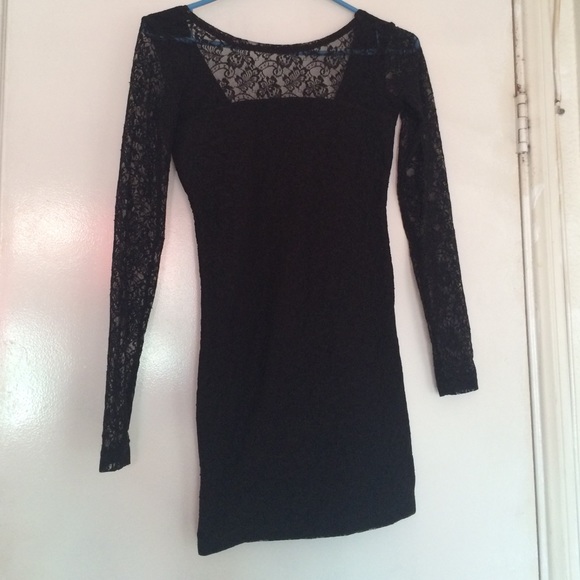Little black dress with lace sleeves