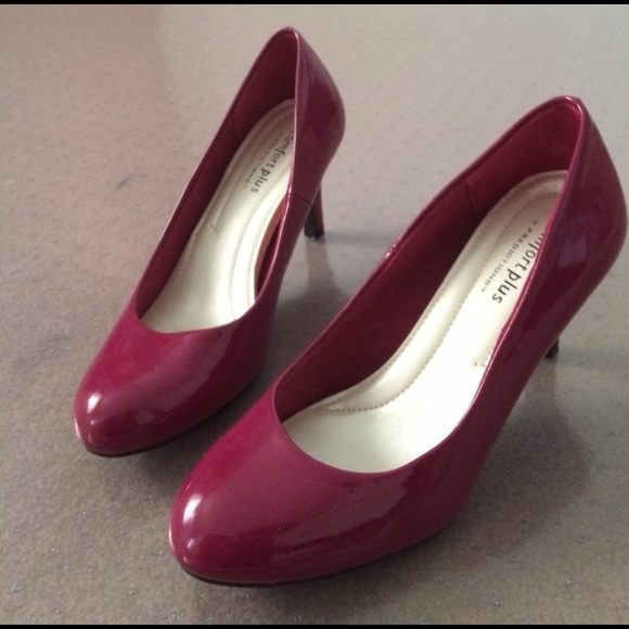 Pink kitten heels