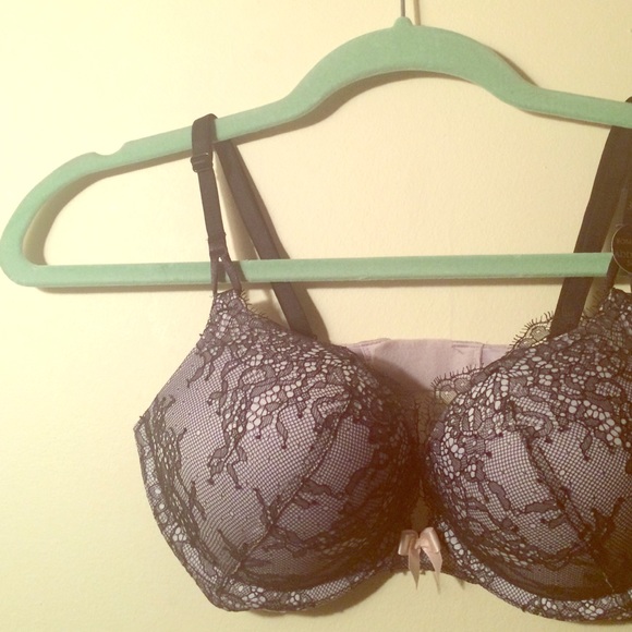 💋 VS BOMBSHELL 💋