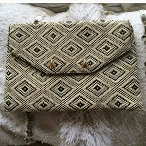 NWOT'S Stella & Dot Raffia clutch