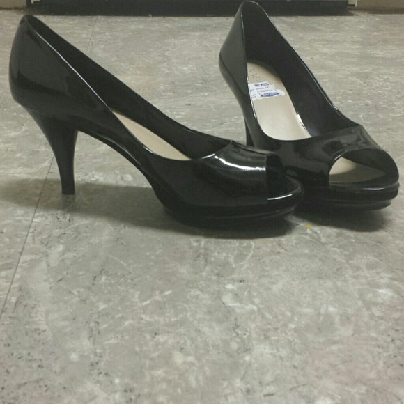 Nine West Heels!!