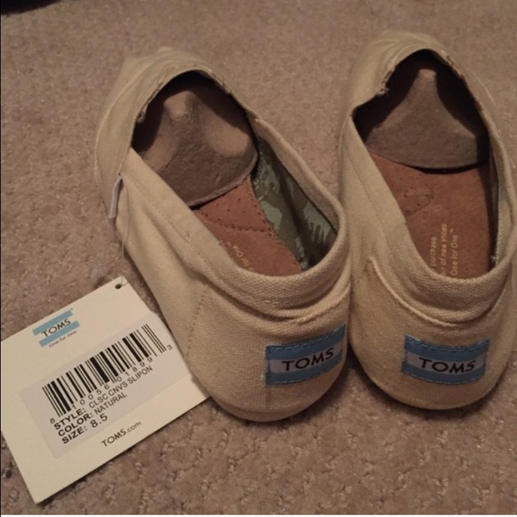 ❌SOLD❌ Brand NEW Nude TOMS!!