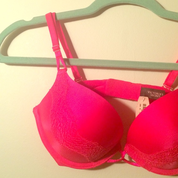 💋 VS BOMBSHELL 💋