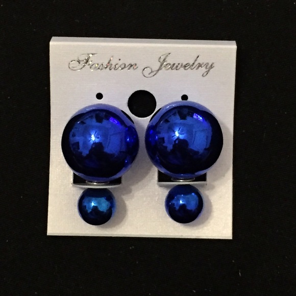 Dark blue shiny runway ball stud earrings