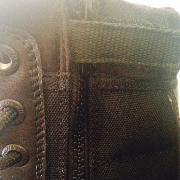 Boots - Picture 3 of 4