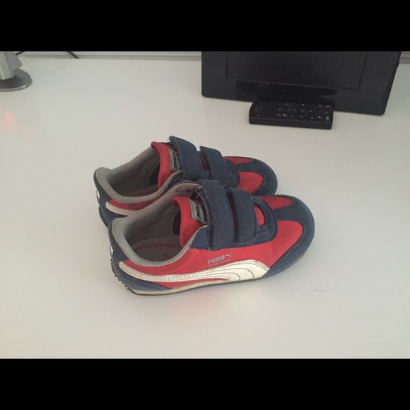 Puma sneakers--- SOLD