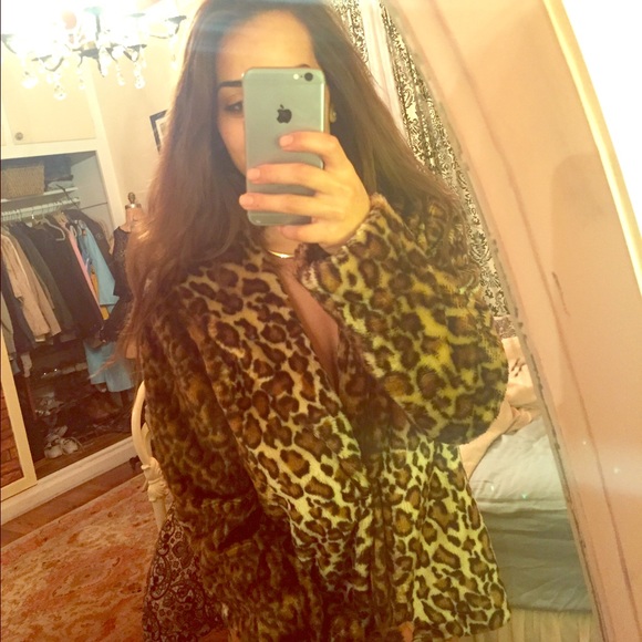 Cheetah print jacket! - Picture 1 of 4