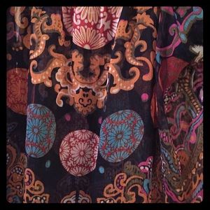 Sheer bohemian short sleeve top. Multi color.