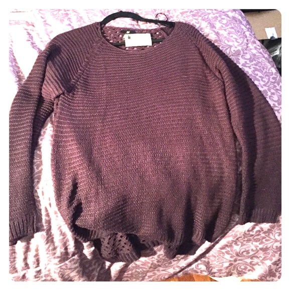 H&m deep purple sweater. NEVER WORN! Brand new!
