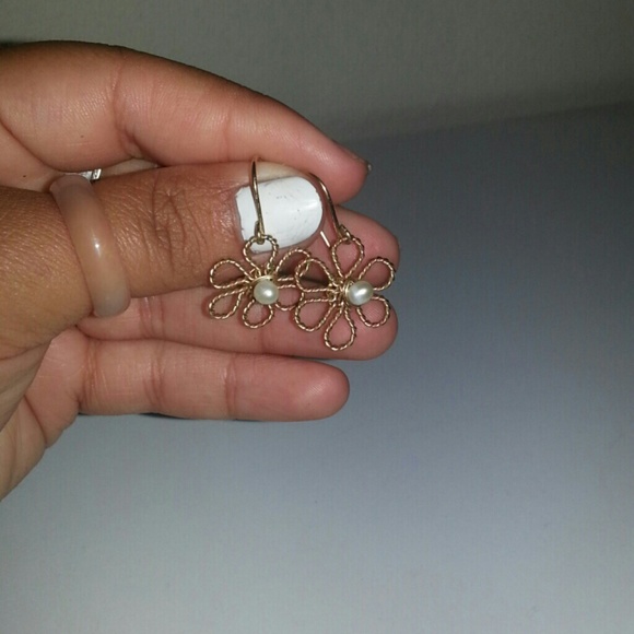 Earrings - Picture 3 of 3