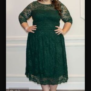 Plus Size Scalloped Lace Dress in size 2x (18,20)