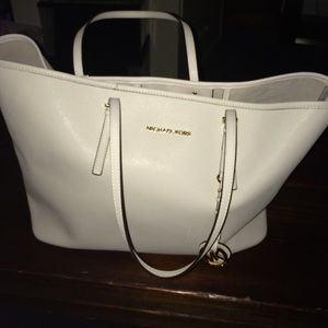 *ONE HOUR SALE* Michael Kors White Bag