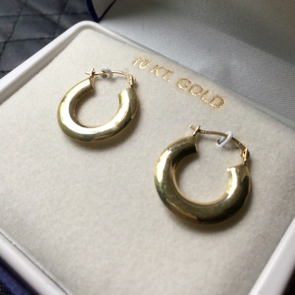 10kt Gold Small Hoop Earrings