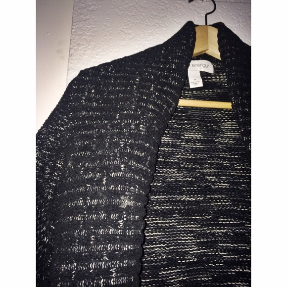 PLUS SIZE SWEATER ❄️❄️❄️ - Picture 3 of 4