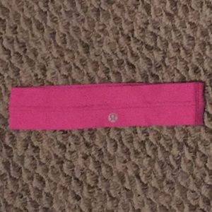 Lululemon hot pink flyaway tamer headband