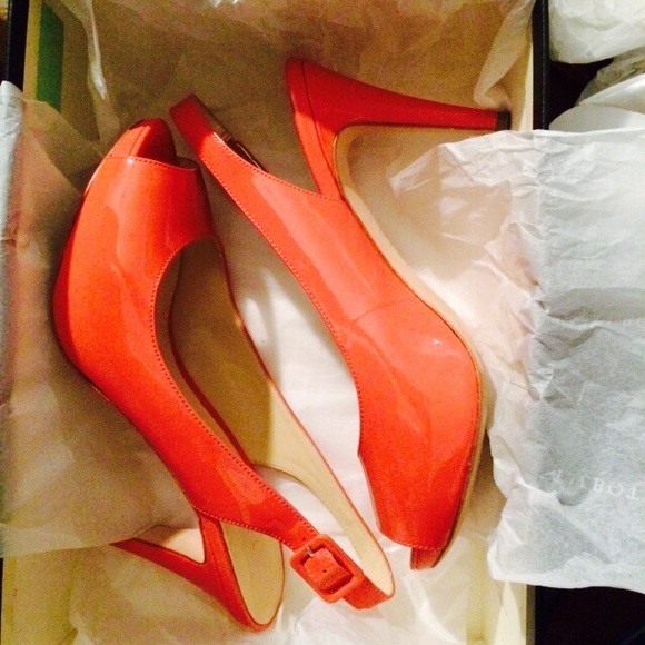 🎉Host Pick 🎉 Platforms. Peep Toe Coral. - Picture 1 of 4