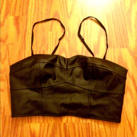 Express Leather Crop Top / Bustier - Picture 2 of 3
