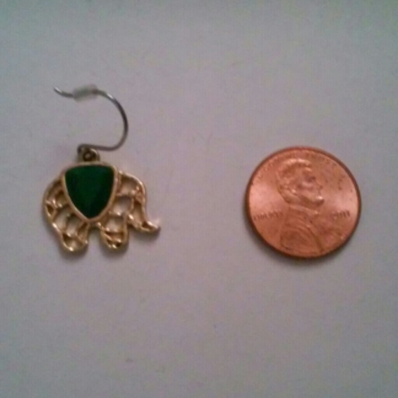 Elephant filigree earrings - Picture 4 of 5