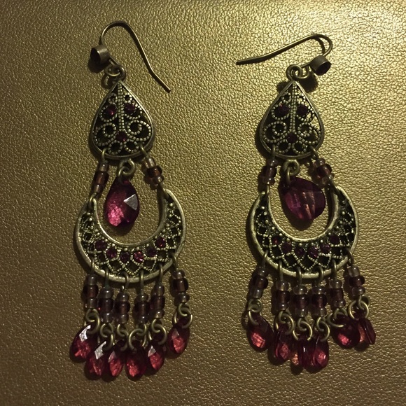 Chandelier earrings