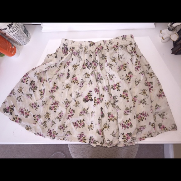 Brandy Melville Skirt