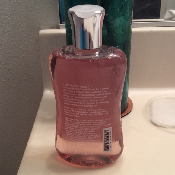 NEW Bath & Bodyworks Warm Vanilla Sugar Shower Gel - Picture 2 of 2