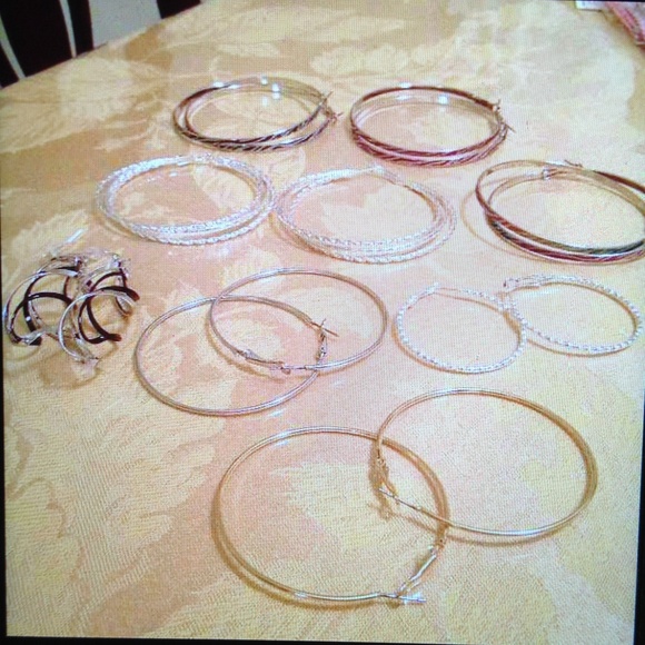 8 pair of earrings (new, no package)