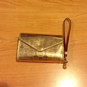 Michael Kors Wristlet🚫SOLD