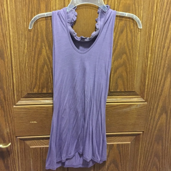 Cute Ruffle Top - Picture 2 of 3