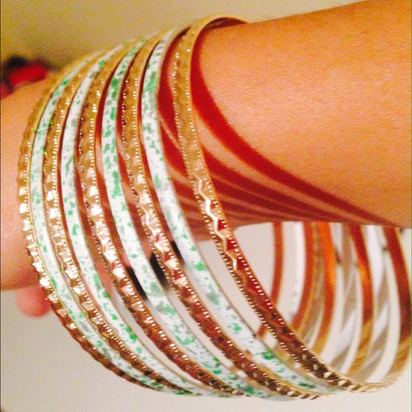 bracelets - Picture 2 of 4