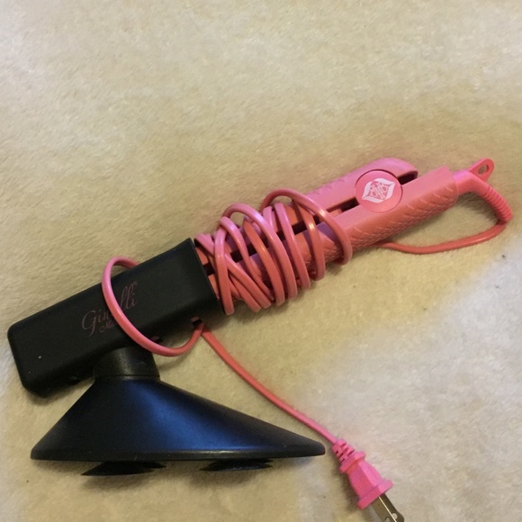 ✨BEYOND THE BEAUTY STRAIGHTENER✨