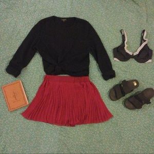 Pleated Maroon Skirt | BCBG