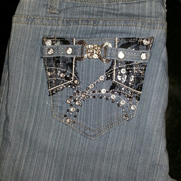 Very cute jeans - Picture 2 of 4