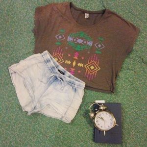 Gray Tribal Print Top | F21